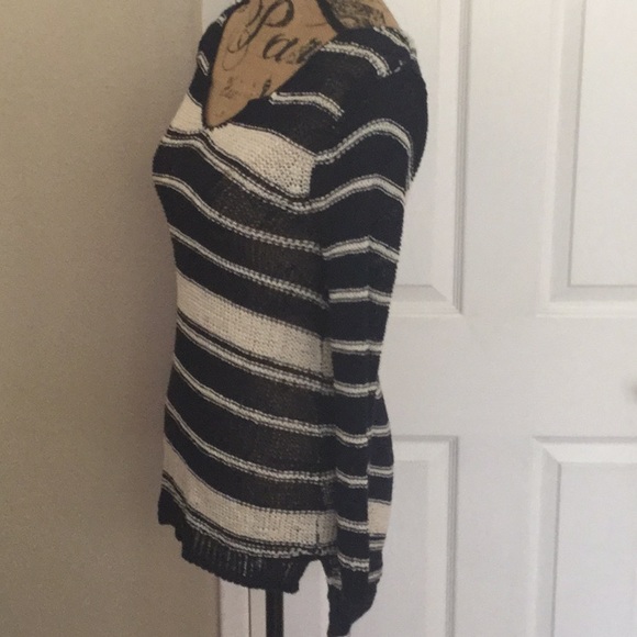 Lucky Brand Stripe Oven Weave vneck Sweater size S - Picture 2 of 6